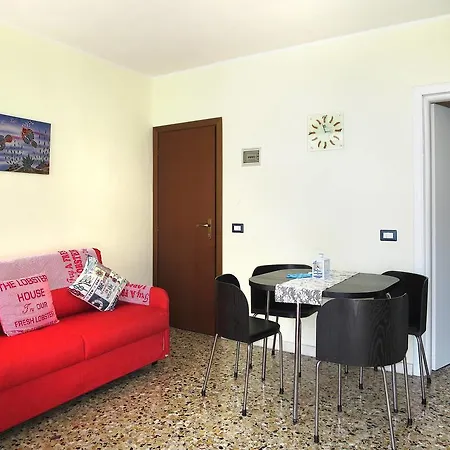 Ferienwohnung Ossuccio 320s * Сала-Комачина
